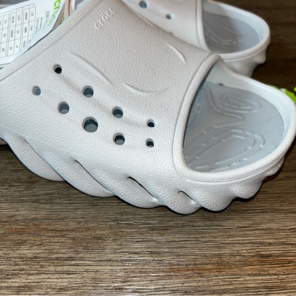 Crocs Echo Gray Slides Men’s 6, Women’s  8 NWT - Picture 2 of 5